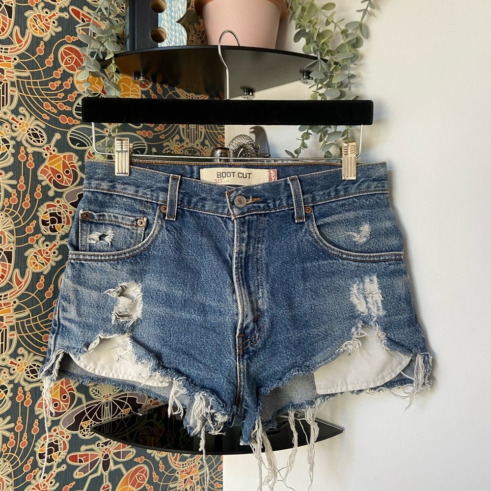 Vintage Levi’s Jean Shorts